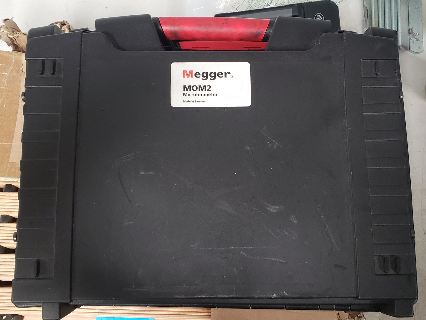 Megger MOM2 240A Handheld Micro-ohmmeter BD-59070