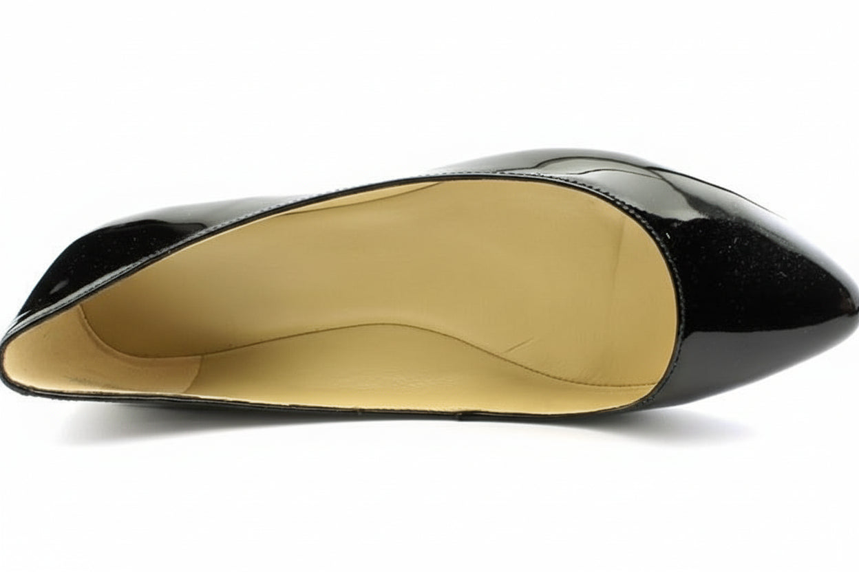 Women's Speakup Almond Toe Flat