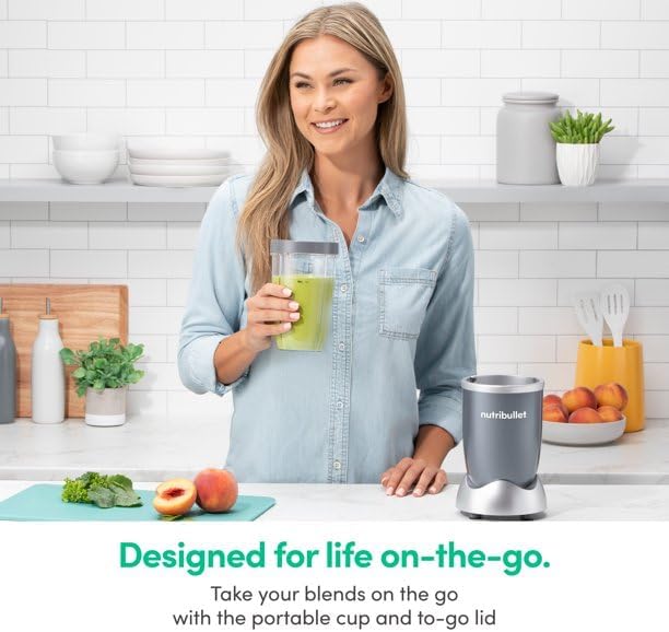 600 Watt 24 Oz. Cup Personal Blender, Sharp Blades And Powerful 600-Watt Motor Effortlessly Blend Fruits, Vegetables