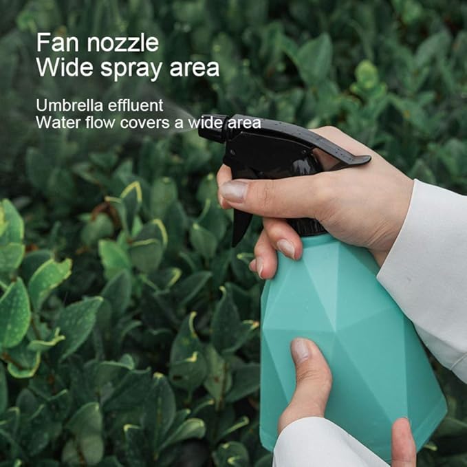 Spray Bottle 0.6L20oz,Watering Can With Adjustable Nozzle(Fine Mist and Stream), Handheld Spray Bottles For Garden, Hairdressing, Cooking, Household Cleaning