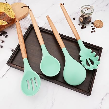 1pc Green Silicone Slotted Spoons Cooking Large Serving Spoon, Heat Resistant Cooking Utensils for Kitchen Cooking Baking Stirring Mixing Tools