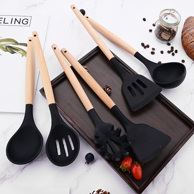 1pc Black Pasta Server, Silicone Pasta Fork with Wooden Handle, Noodle Spoon & Strainer