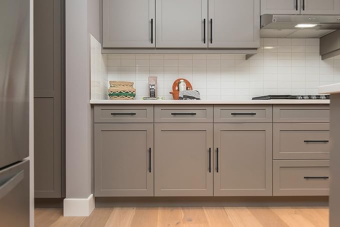 Ravinte 1 Pack 7.38'' Square Cabinet Pulls Matte Black Stainless Steel Kitchen Drawer Pulls Cabinet Handles 7-38Length,5 Hole Center