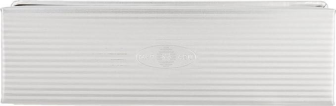 USA Pan Bakeware Pullman Loaf Pan with Cover, 13 x 4 inch, Nonstick & Quick Release Coating, Made in the USA from Aluminized Steel