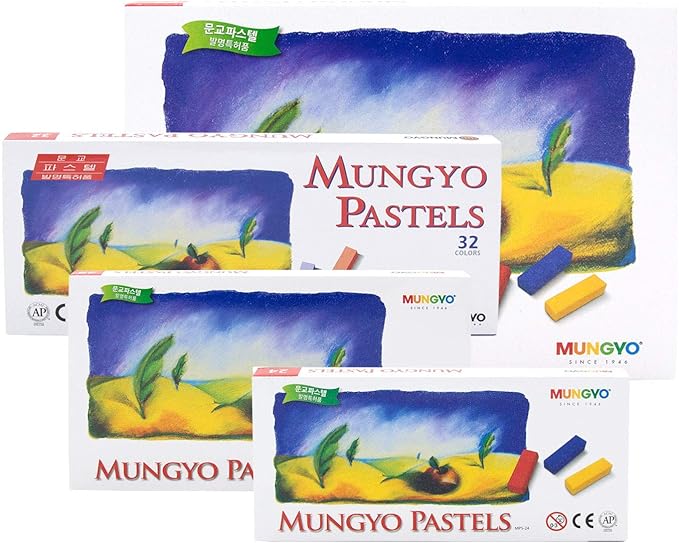 MUNGYO Non Toxic Square Chalk, Soft Pastel, 32 Colors