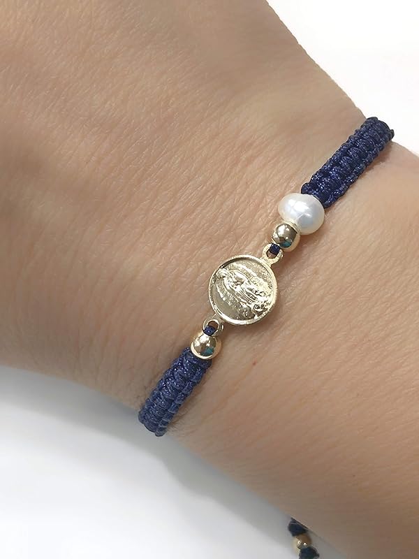 Our Lady of Guadalupe Medal and Dainty Cultured Fresh Father Pearl Adjustable Red String Bracelet Pulsera de la Virgen de Guadalupe para Mujeres (Blue)