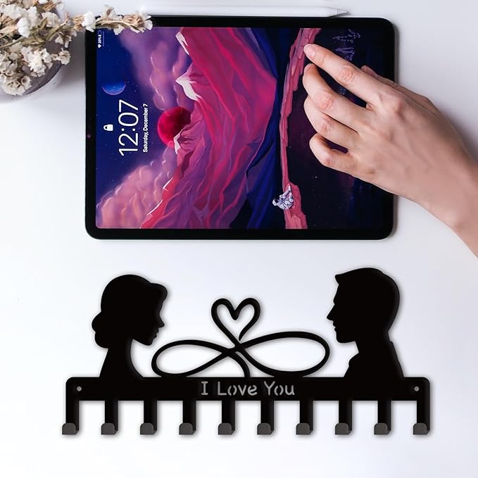 SUPERDANT I Love You Key Holder Couple's Silhouette Metal Key Organizer Decorative 10 Hook Key Hanger Rack Wall Mounted Entryway Key Belt Umbrella Hooks Personalized Key Hanger for Wall Door