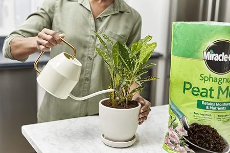 Miracle-Gro Sphagnum Peat Moss, 8 qt.