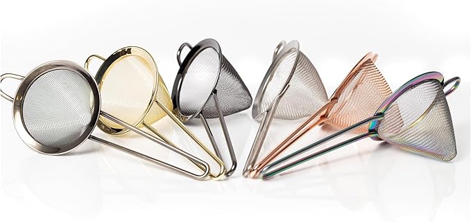 Bull in China Fine Mesh Strainer with Handle - Copper Finish Bar Hand Strainer Wire Mesh Cocktail Strainer Strainer for Bartending