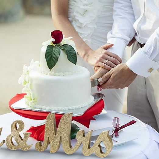 Adeeing Mr and Mrs Signs Wedding Sweetheart Table Decorations Glitter Wooden Freestanding Letters for Photo Props, Rustic Wedding Decoration, Anniversary Wedding Shower Gift (Golden)
