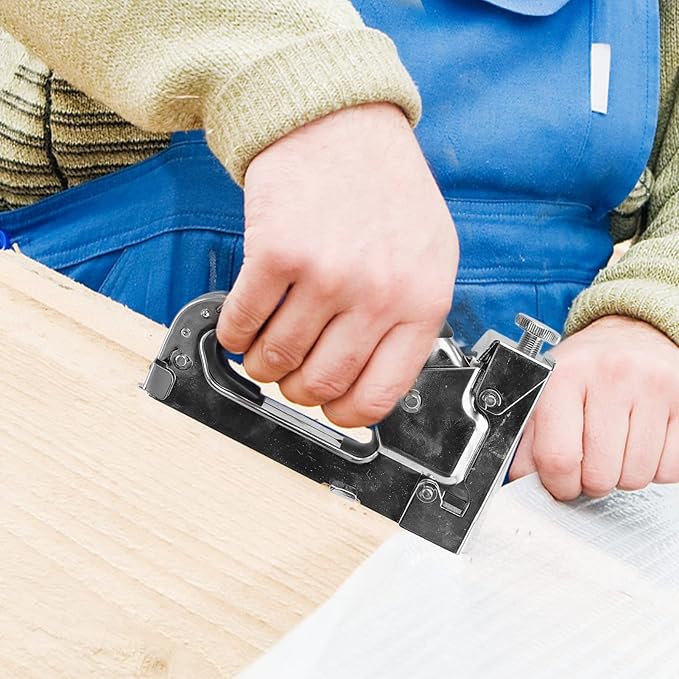 Manual Nail Guns Fast Nailing Heavy Duty Staple Gun for Furniture Leather Wooden Cases