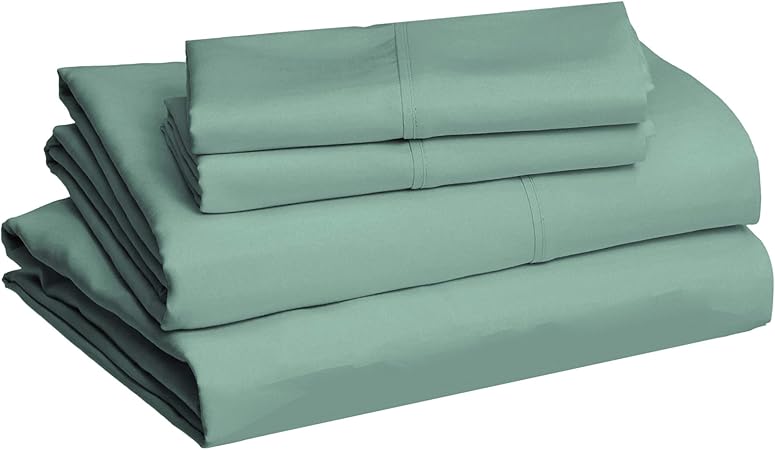 Basics Lightweight Super Soft, Breathable Easy Care Microfiber 4-Piece Bed Sheet Set with 14-Inch Deep Pockets, Queen, Emerald Green, Solid