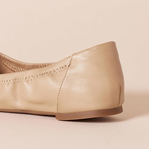 Essentials Women's Belice Ballet Flat