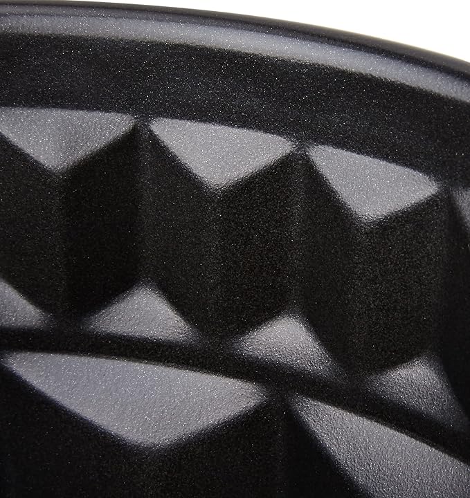 IBILI Steel Bundt Cake Pan Nonstick Made in Spain 9-Inch Round Fluted Mold for Bundt Cakes, Chocoflan, and Gelatin, Durable PFOA-Free Coating, Gift for Women Men, Bakers and Home Chefs
