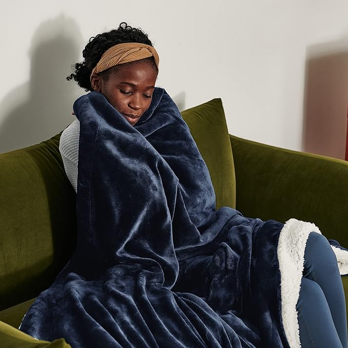 Bedsure Sherpa Fleece Blankets Queen Size for Bed - Thick and Warm, Soft Fuzzy Plush Queen Blanket for Winter, Navy, 90x90 Inches