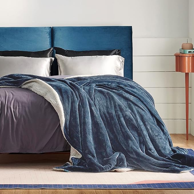 Bedsure Sherpa Fleece Blankets Queen Size for Bed - Thick and Warm, Soft Fuzzy Plush Queen Blanket for Winter, Slate Blue, 90x90 Inches