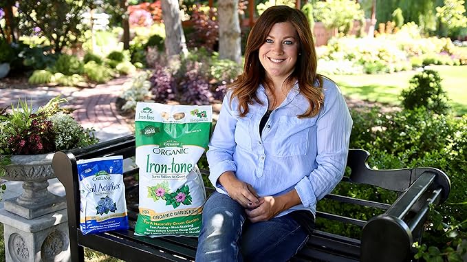 Espoma Organic Iron-Tone 3-0-3 Organic Fertilizer and Plant Food to Help Correct Iron Deficiency (Chlorosis). 5 lb. Bag. Turns Yellow to Green, Non Staining Iron