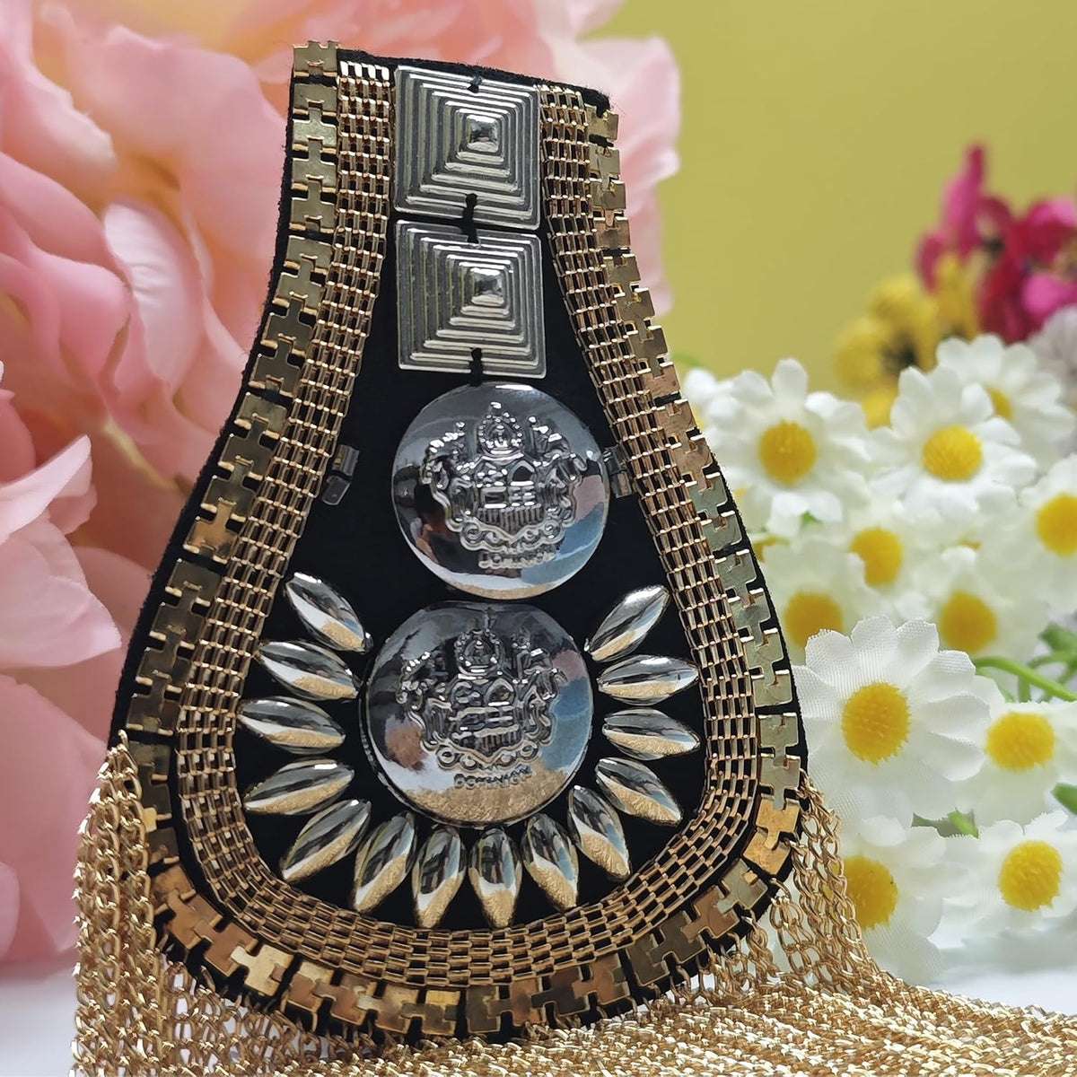 ??Gobelieve Pair of Tassel Shoulder Epaulets, Metal Decor Accessories, DIY Performance Costume Pieces, Suit Dress Uniform Embroidered Patches?