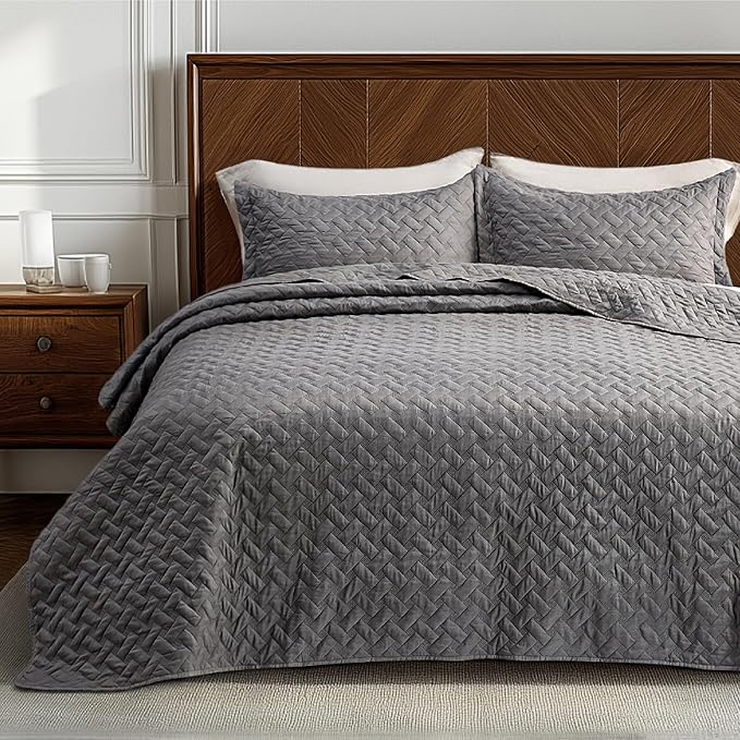 Bedsure Quilts Queen Size - Lightweight Bedspreads Queen Size with Basket Weave Pattern, Soft Quilt Bedding Set, Grey Comforter Set Coverlet for All Seasons with 2 Pillow Shams