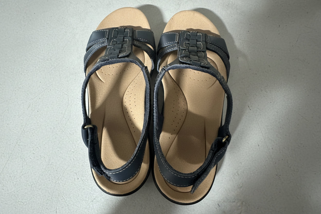 Women's Laurieann Kay Flat Sandal(Dark Blue)