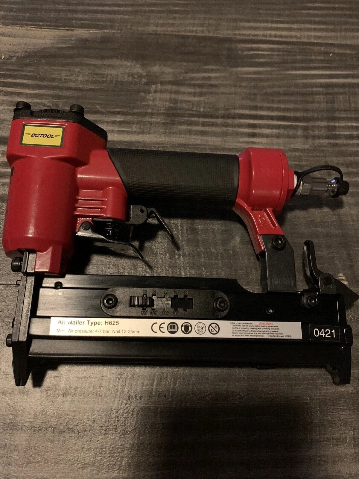 Dotool Air Nailer Pin Nailer Model H625 Open Box