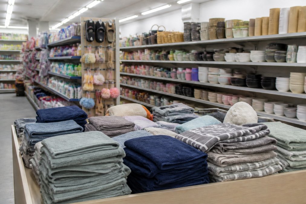 Heartland America Alternative: 7 Discount Stores That Save More