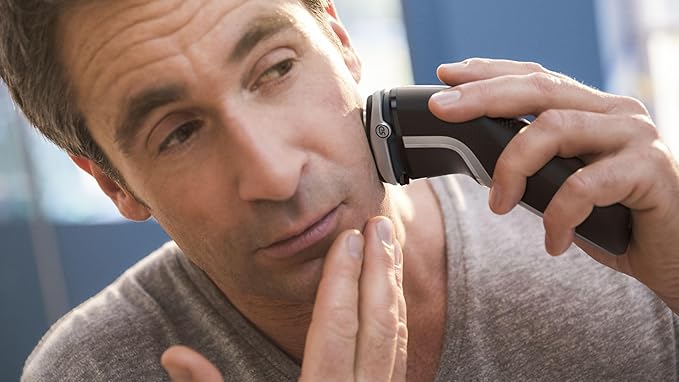 PHILIPS Electric Shavers for Men, Series 3000, Mens Shavers Electric Cordless Rechargeable, Wet & Dry Shaver with Pop-up Trimmer, and Storage Case