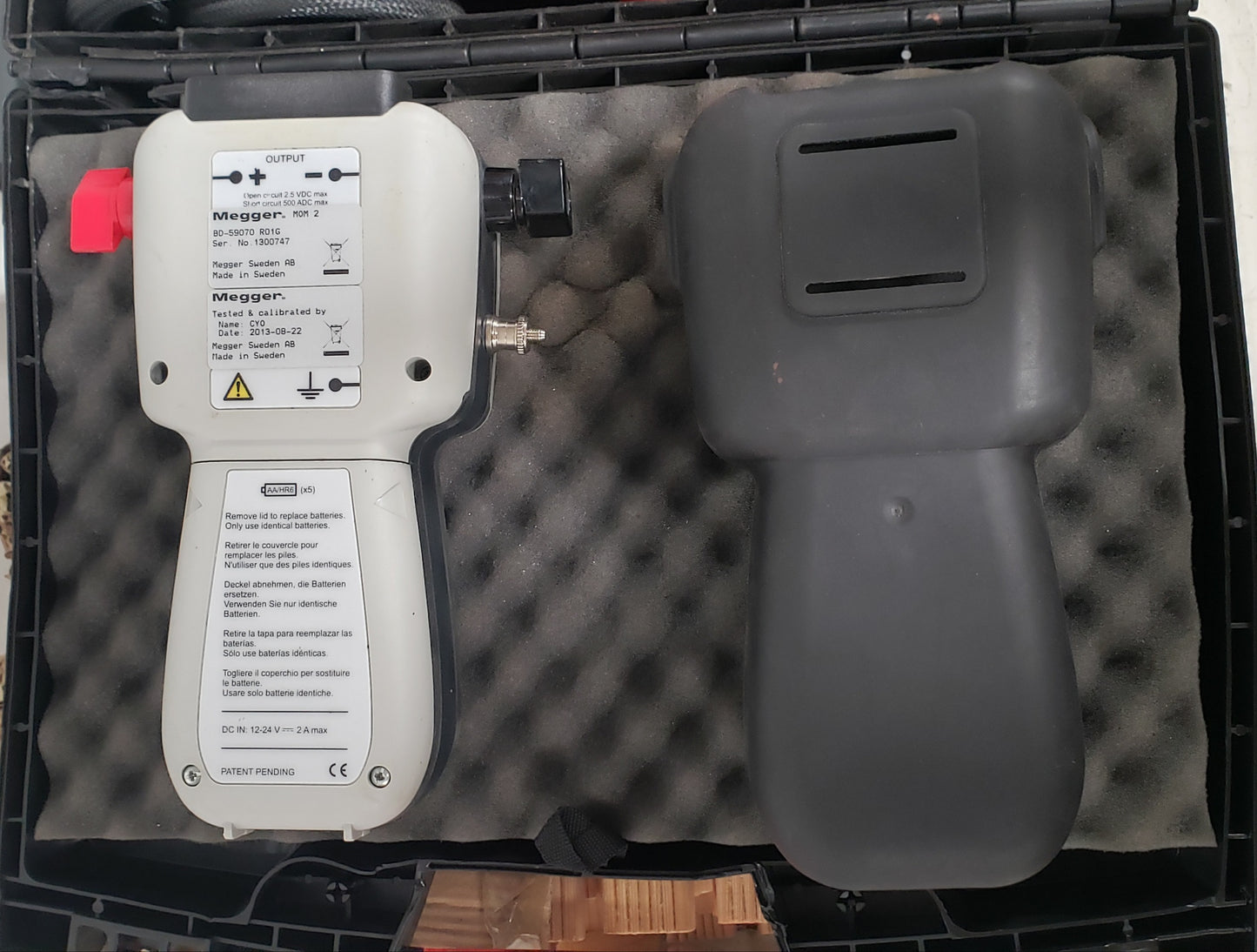 Megger MOM2 240A Handheld Micro-ohmmeter BD-59070
