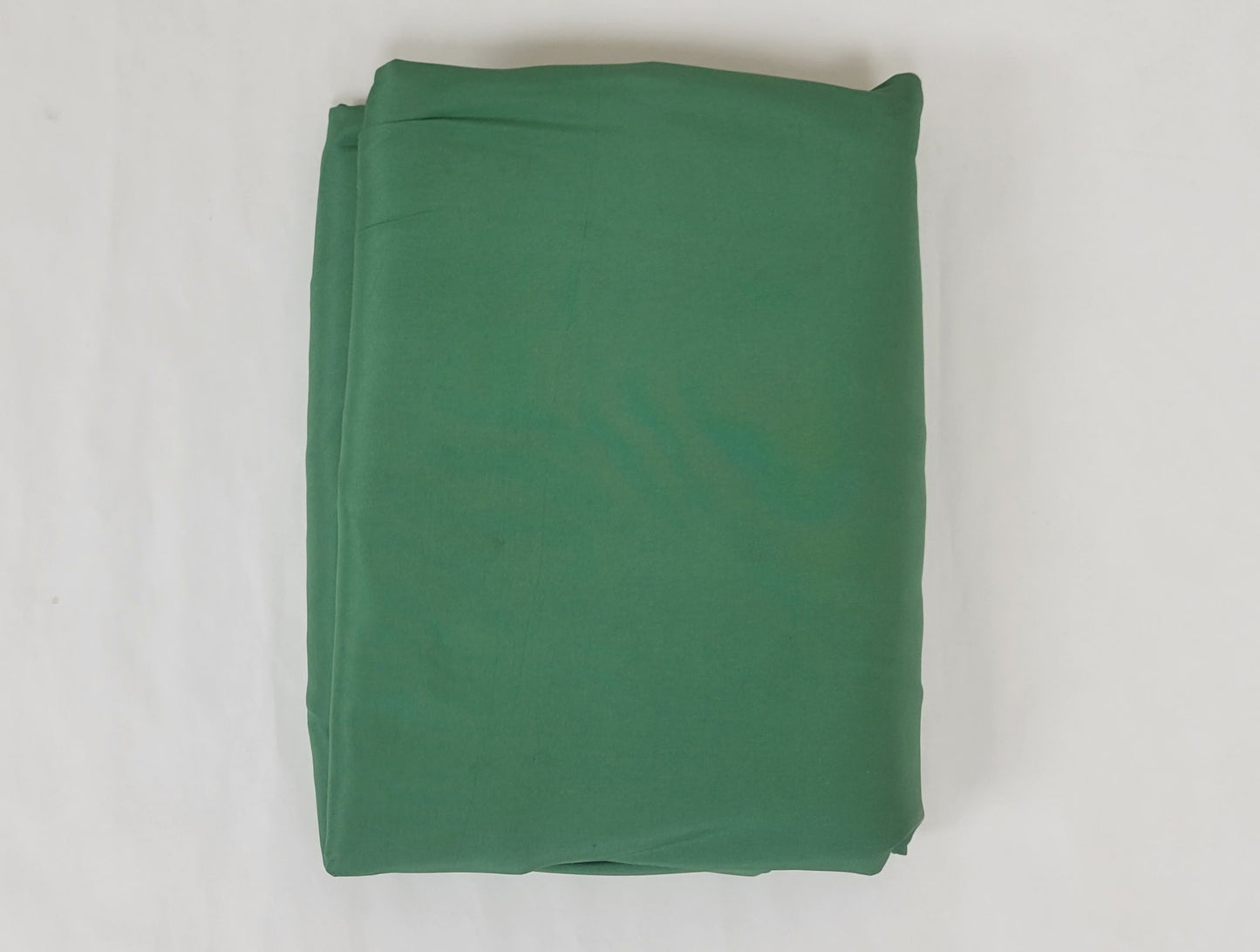 120-Inch Round Polyester Tablecloth, Emerald Green