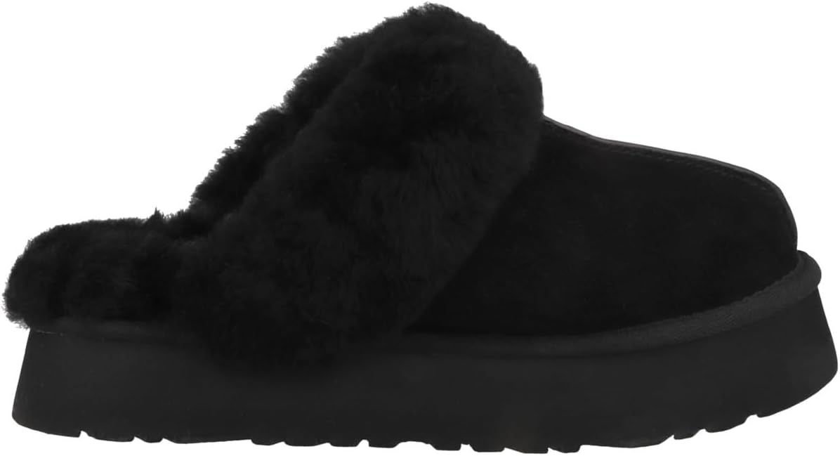 Elevate your loungewear with these UGG slippers featuring a platform sole, plush sheepskin lining, and a unique retro-style design.
