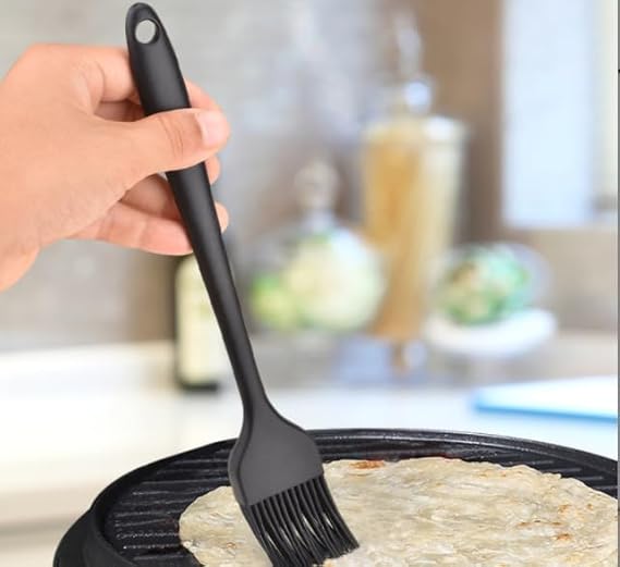 Silicon Basting Brushes, Heat Resistant Pastry Brushes, Spread Oil Butter Sauce Marinades for BBQ Grill Barbeque  Kitchen Baking (Black)