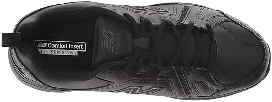 Size 8 Enjoy premium cushioning and flexibility in these classic New Balance trainers.