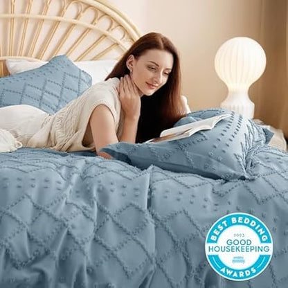 Bedsure Boho Duvet Cover King Size - Boho Bedding, Tufted King Duvet Cover for All Seasons, 3 Pieces Embroidery Shabby Chic Home Bedding,Comforter Not Included (Mineral Blue, 104" x 90")