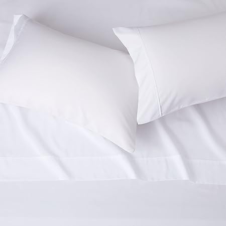 Basics - 4 Piece Microfiber Lightweight Wrinkle-free Breathable Bed Sheet Set, Super Soft Easy Care, 14" Deep Pockets, Queen, Bright White, Solid