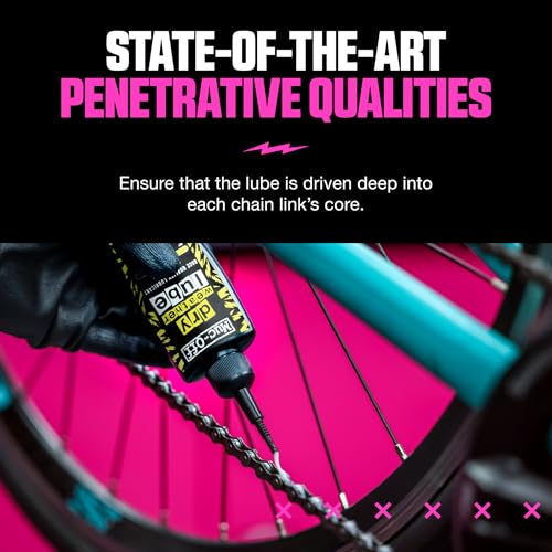 Muc-Off Bio Dry Bike Chain Lube with Microfiber Cloth | Wax-Based Formula for Smooth Gear Shifts | Creates Protective Layer and Reduces Friction 4.06 US FL. OZ