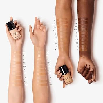 GIORGIO-ARMANI Luminous Silk Foundation 30 ml.  3.5 - light to medium with warm undertone