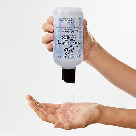 Bumble and bumble. Thickening Volumizing Shampoo  For Instant Fullness  Moisturizing  Color Safe  Straight to Wavy