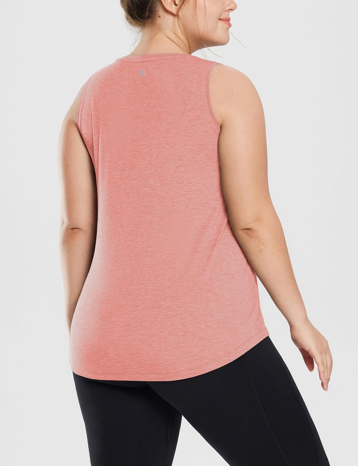 baleaf Women's Plus Size Workout Tank Tops Loose Fit Sleeveless Athetic Running Exercise Shirts
