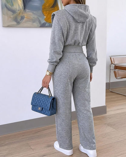 CHICME Womens 2 Piece Outfits Cropped Long Sleeve Hoodie and Wide Leg Sweatpants Set Fall Fashion Sweatsuit Tracksuit.