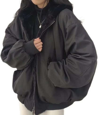 This reversible Sumleno sherpa jacket is a must-have for the chilly season. Soft, fuzzy, and warm, it's perfect for layering over any outfit.