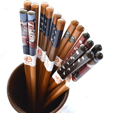 Chopsticks Reusable 5 pairs of bamboo chopsticks household long chopsticks family pointy cute personality bamboo non-slip set tableware chopsticks(Fat fish)