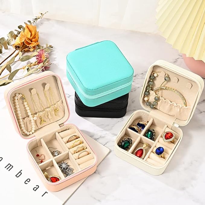 Jewelry Organizer Box Leather Portable Storage Case (PinkRound)