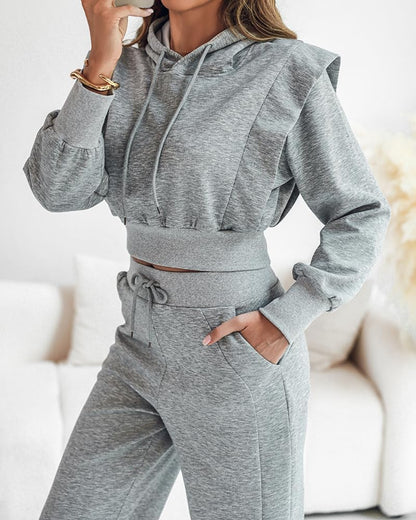 CHICME Womens 2 Piece Outfits Cropped Long Sleeve Hoodie and Wide Leg Sweatpants Set Fall Fashion Sweatsuit Tracksuit.