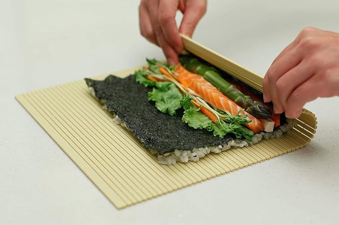 AKOAK 1 Pack Sushi Roll Mat, Professional Non-stick Bamboo Sushi Roll Mat, Multifunctional Kitchen DIY Sushi Mat Tool, 9.5 ", Natural Bamboo