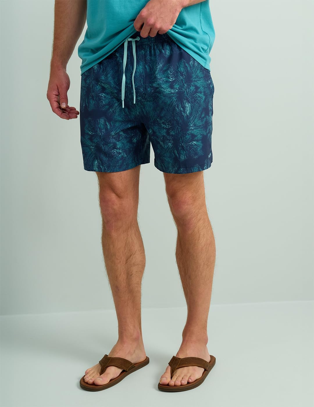 HUK Mens Pursuit Volley Pattern Short, Quick-Dry Shorts for Men