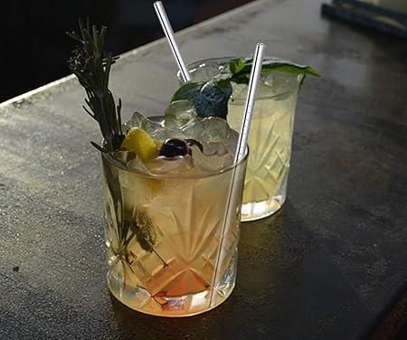 Cocktail Straws Short Small Mini Straw Reusable Metal Stainless Steel Bar Drinking Straws Set with Cleaner Brush for Cocktails Rock Gin Glass Coffee Mason Jar Tumblers Fruit Juice, Silver 8 Pcs