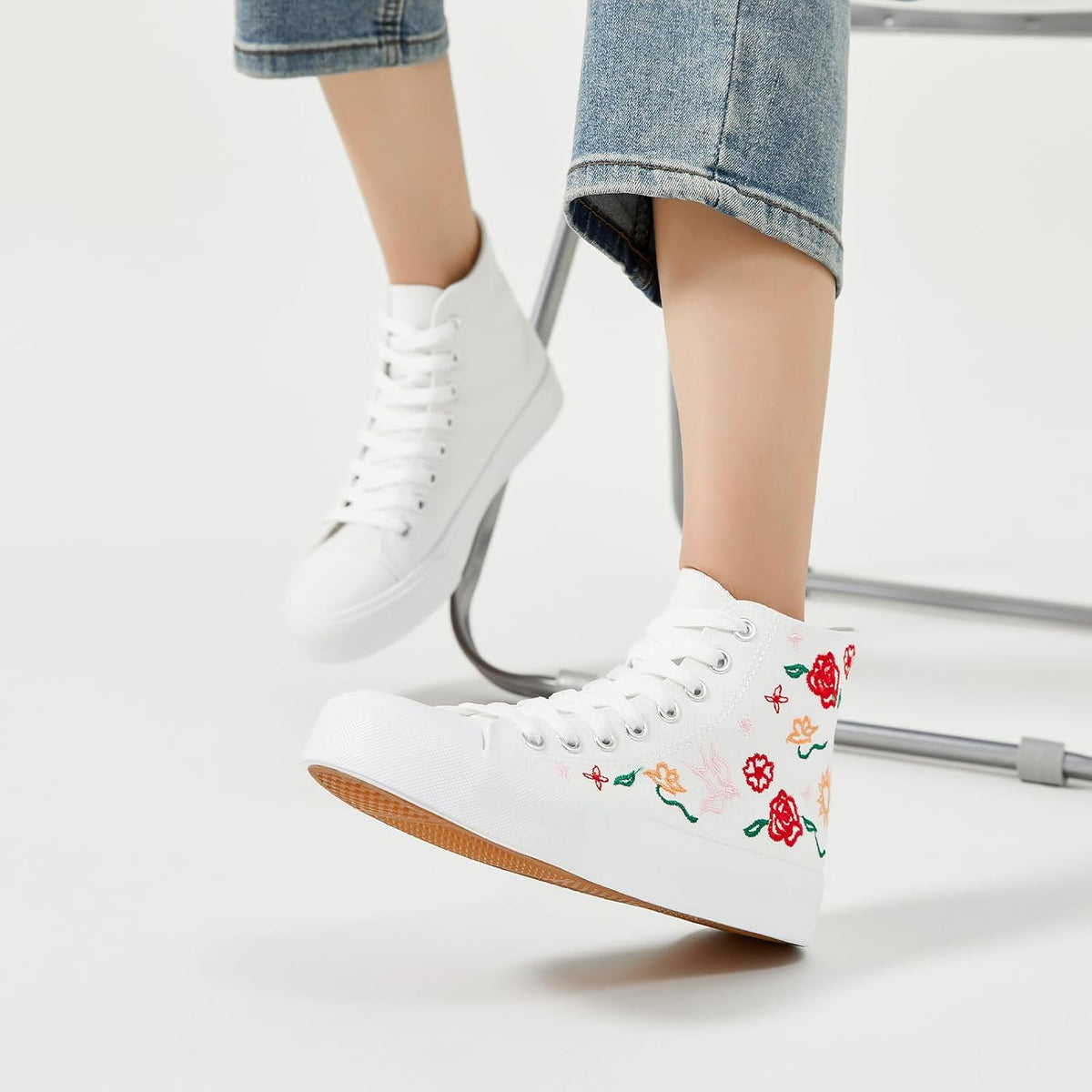 TUOPIN Women's High Top Canvas Sneakers - White and Black Fashion Embroidery Casual Walking Shoes for Women Comfortable Breathable Lace-Up Tennis Shoes