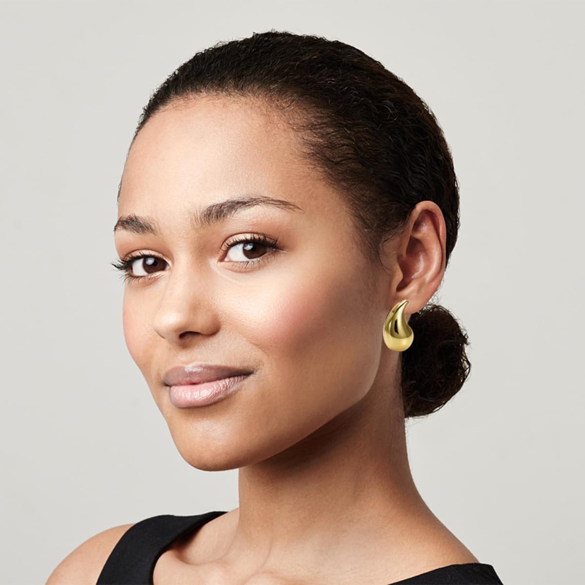 Teardrop Earrings Chunky Gold Hoop Earrings for Women Water Drop Open Hoops Gold Earrings for Women Trendy Hypoallergenic Gold Plated Earrings for Women Girls