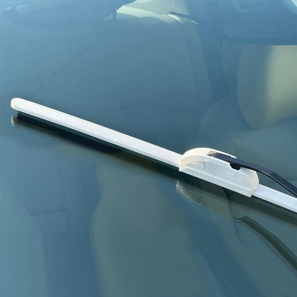 OEM QUALITY 22" + 22" PARRATI Premium All-Season White Windshield Wiper Blades (Set of 2) (Has small stains)