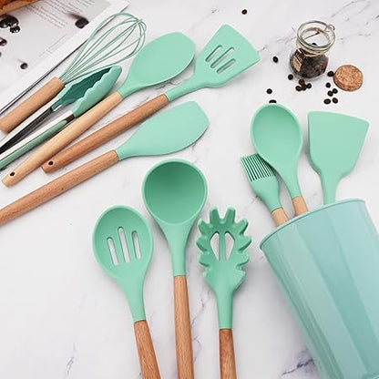 1pc Green Silicone Slotted Spoons Cooking Large Serving Spoon, Heat Resistant Cooking Utensils for Kitchen Cooking Baking Stirring Mixing Tools